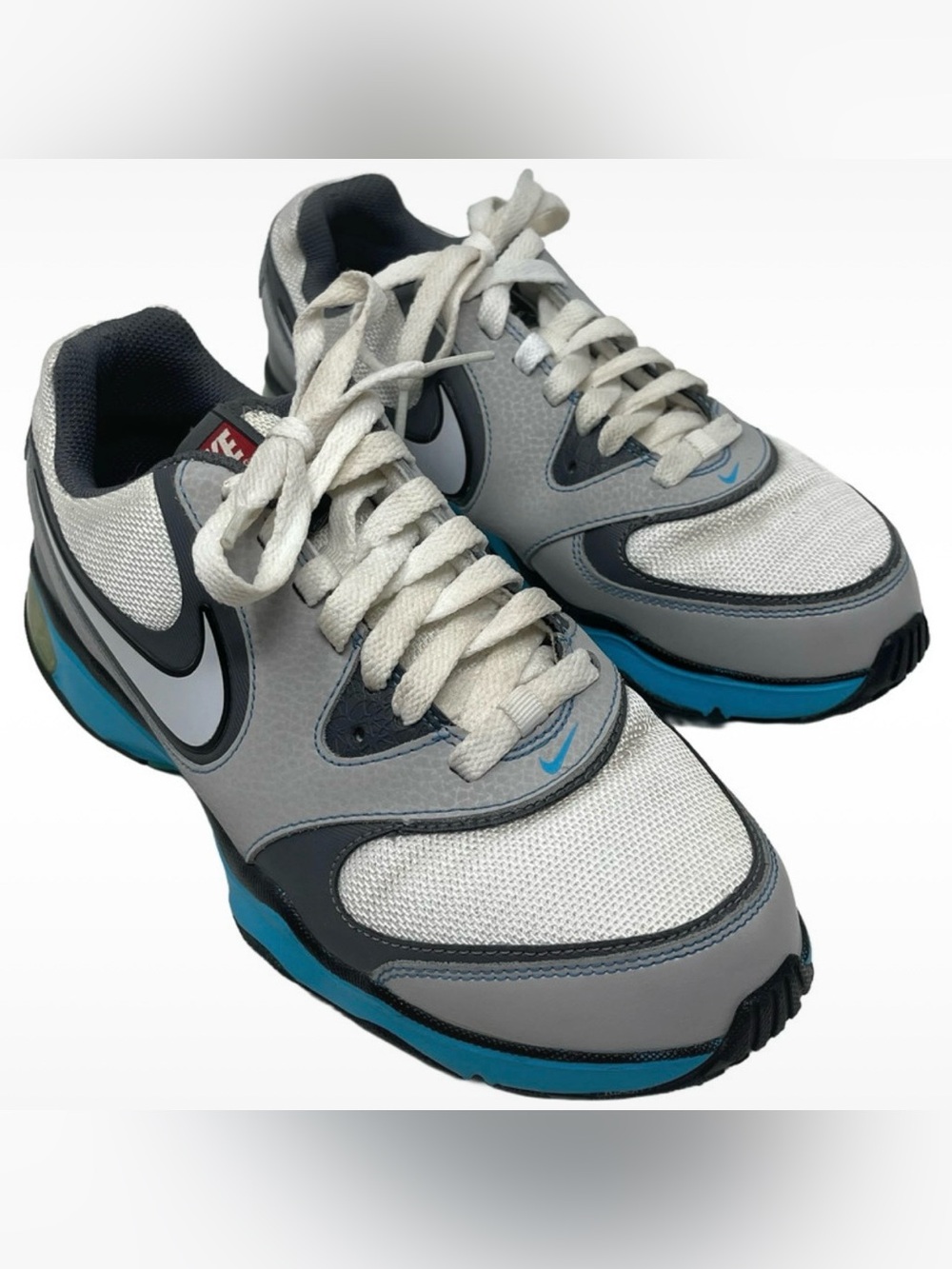 Nike Training - Air Compete TR 429750-101 Grey Sneakers Women's Size 8